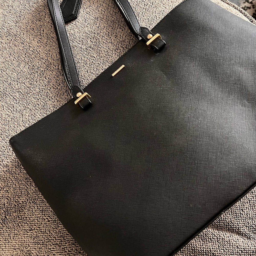 Purse - Picture 2 of 2